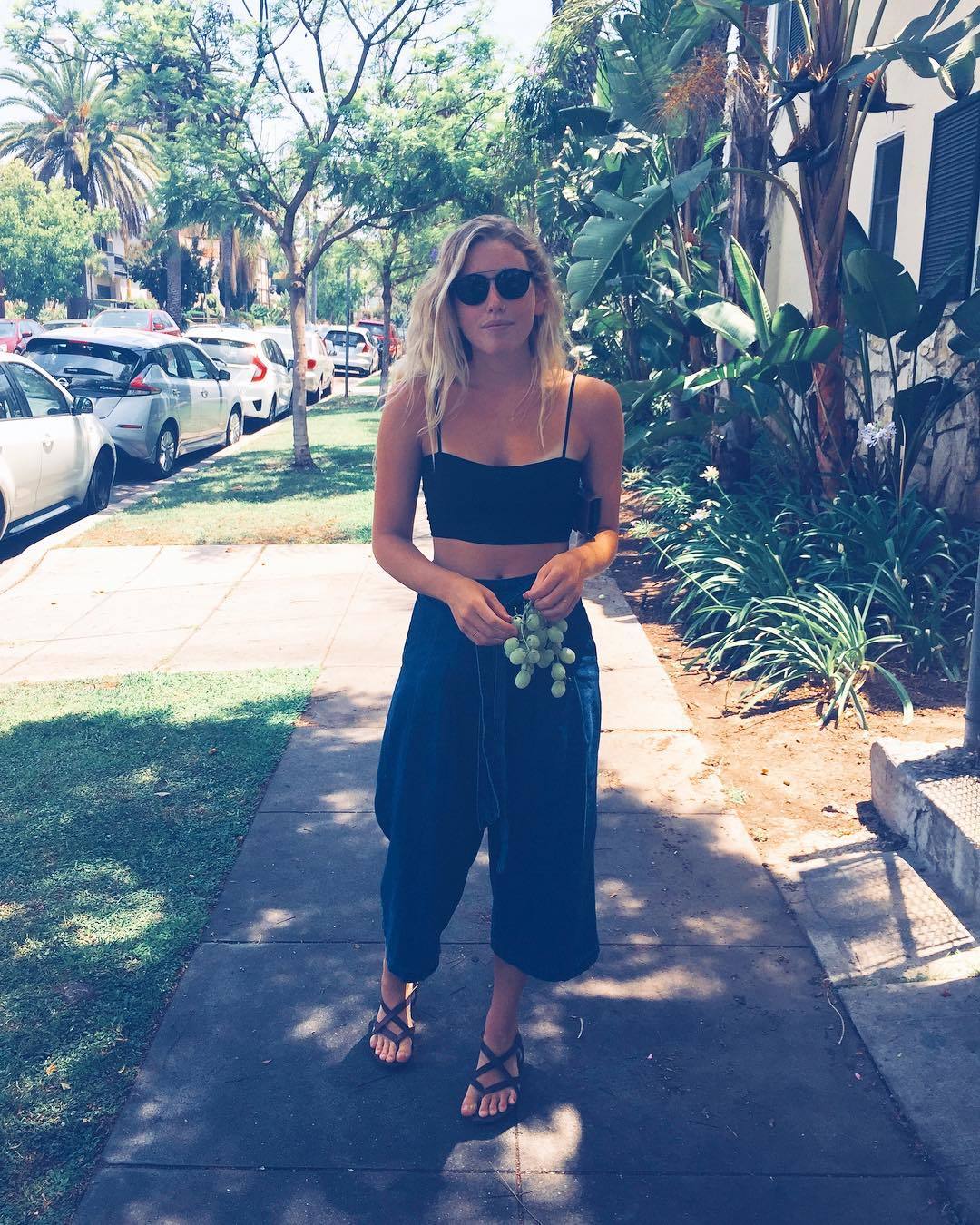 Lindsley Register feet photo 191892339 - High quality celebrity feet picture