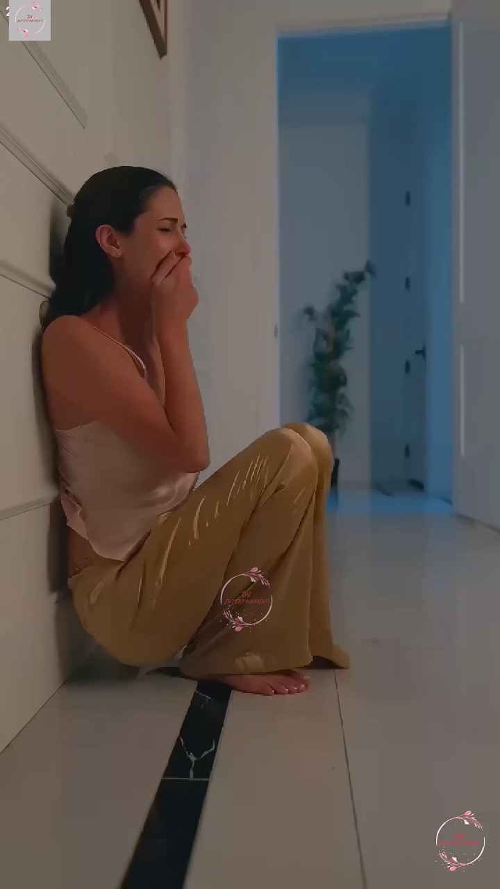 Feet of Liv Kirby