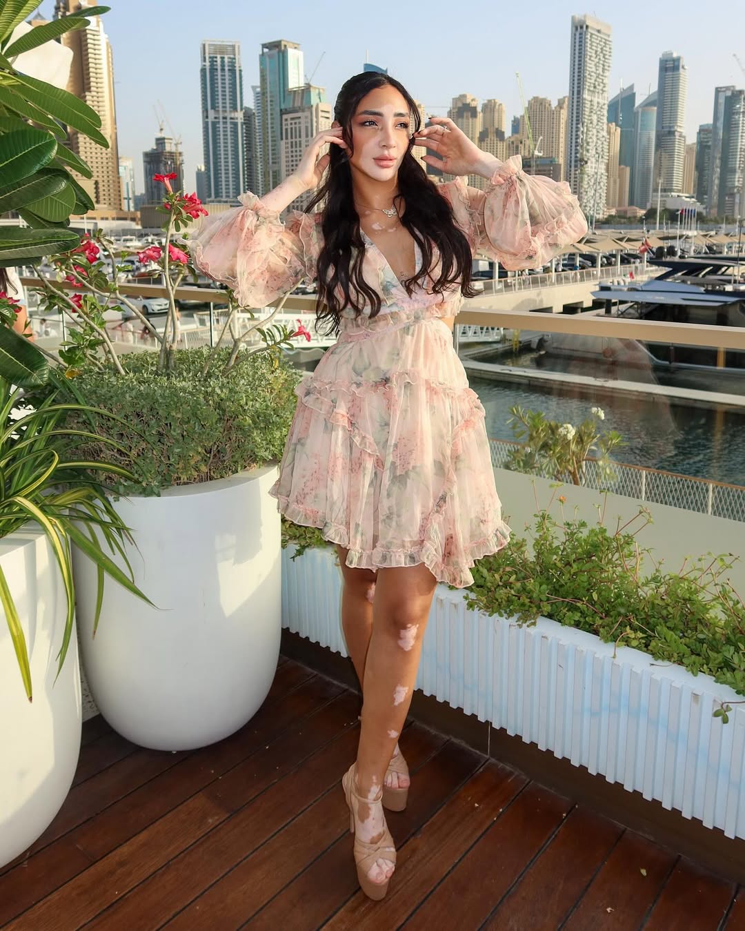 Logina Salah feet photo 809029228 - High quality celebrity feet picture