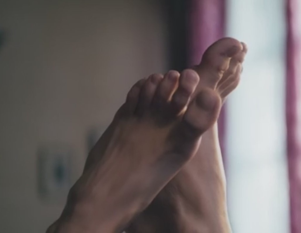 Louis Hofmann's Feet << wikiFeet Men