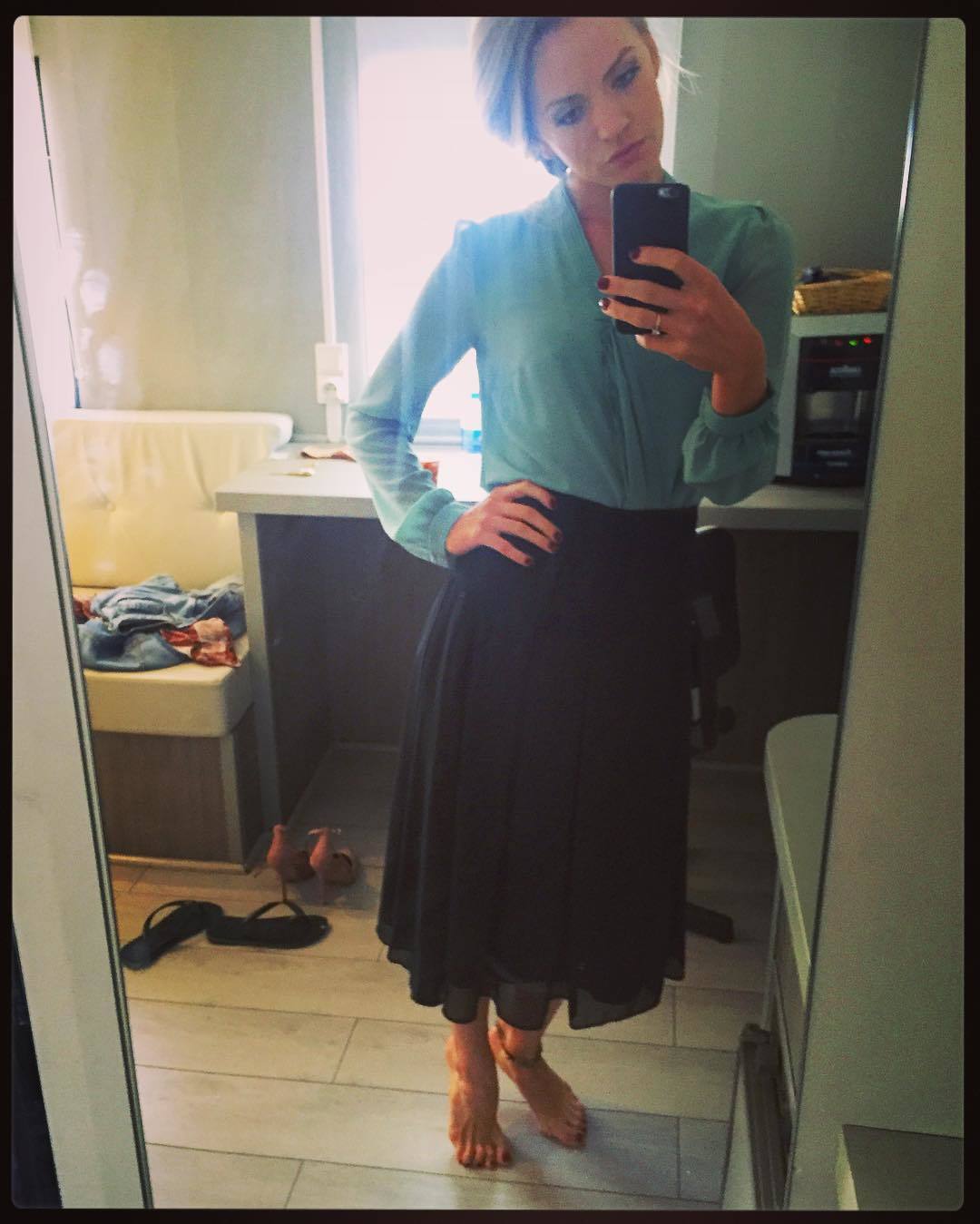 Lucy Martin’s Feet - I piedi di Lucy Martin - Celebrities Feet 2023