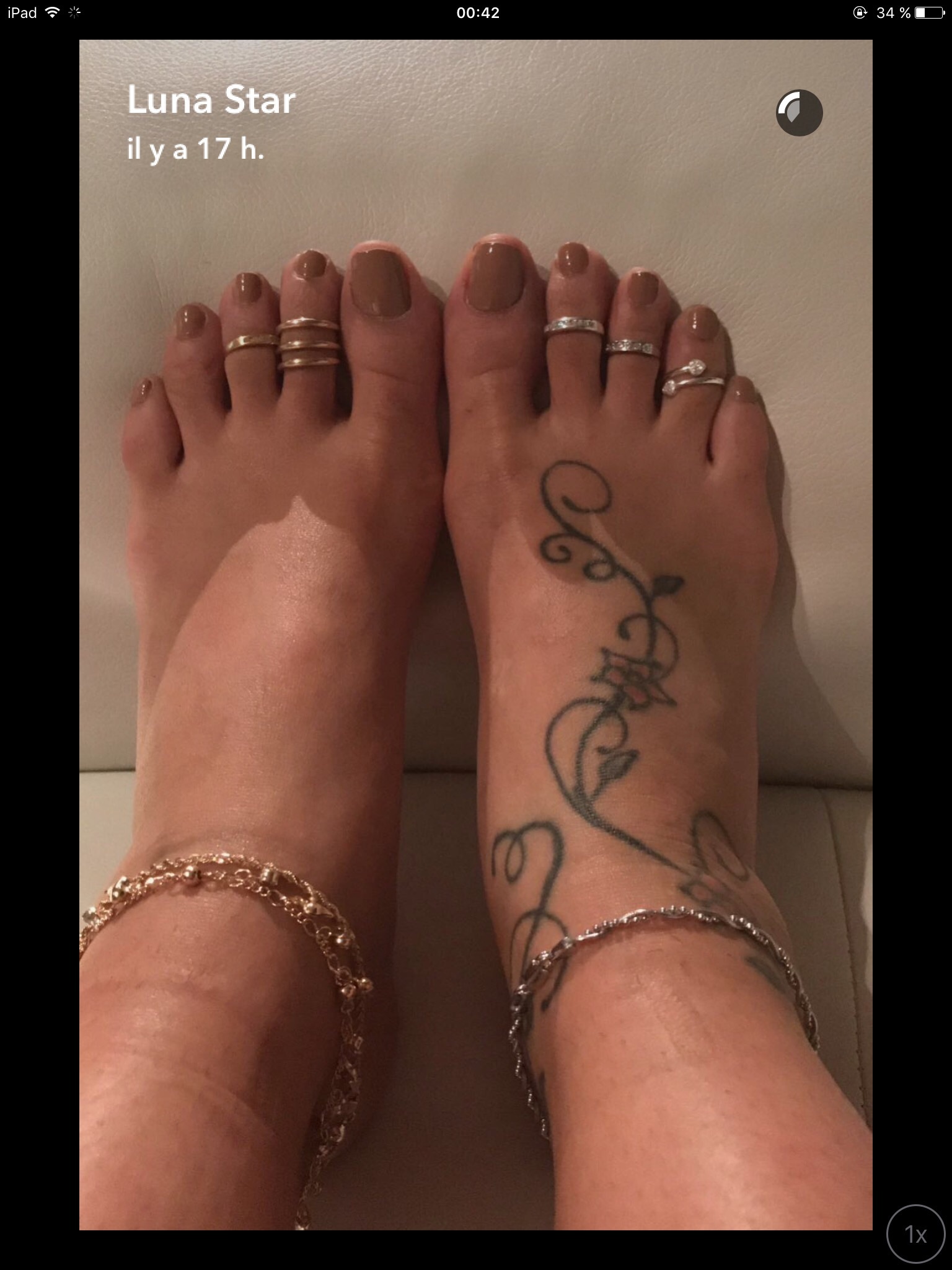 Luna Star S Feet