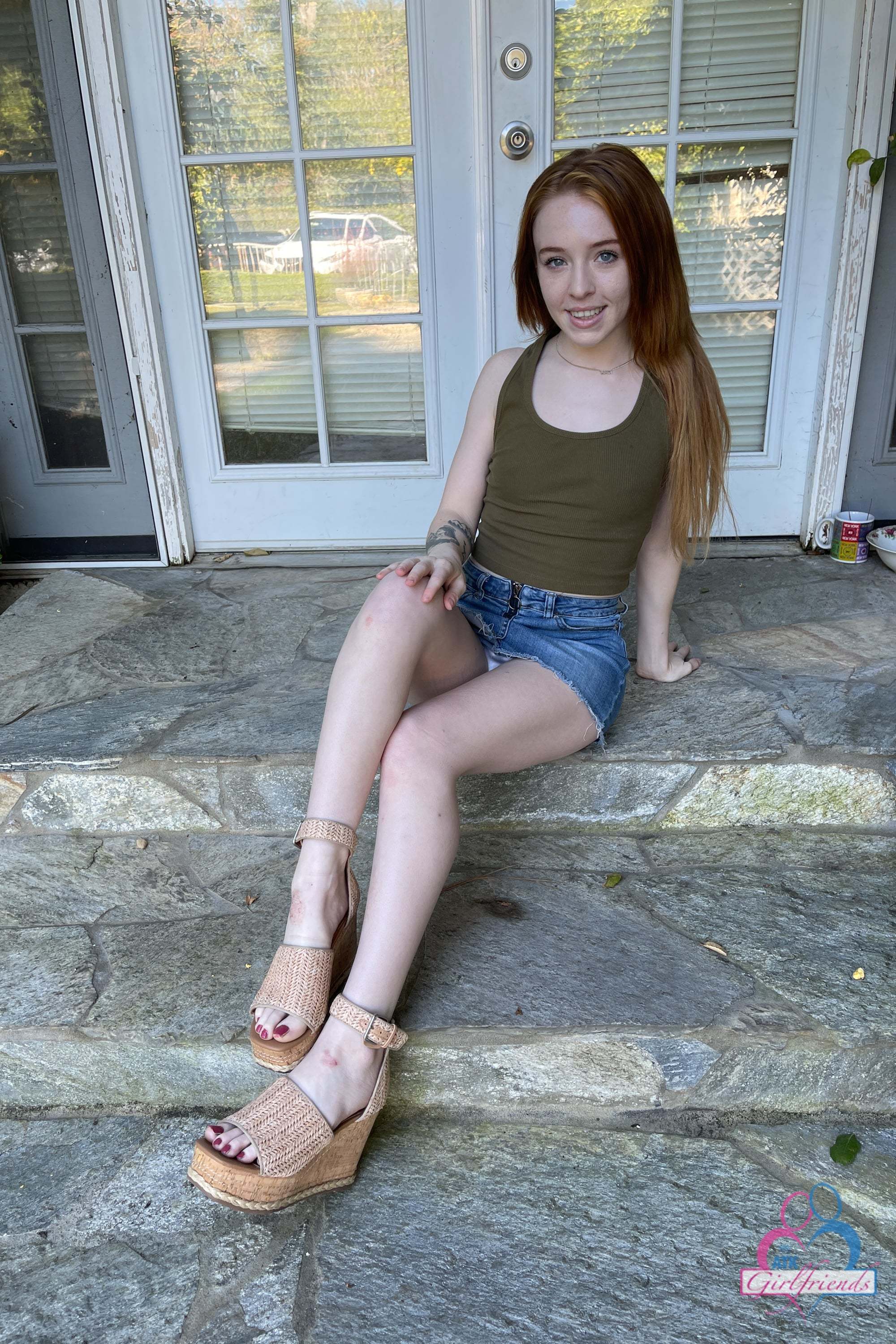 Madi Collins's feet