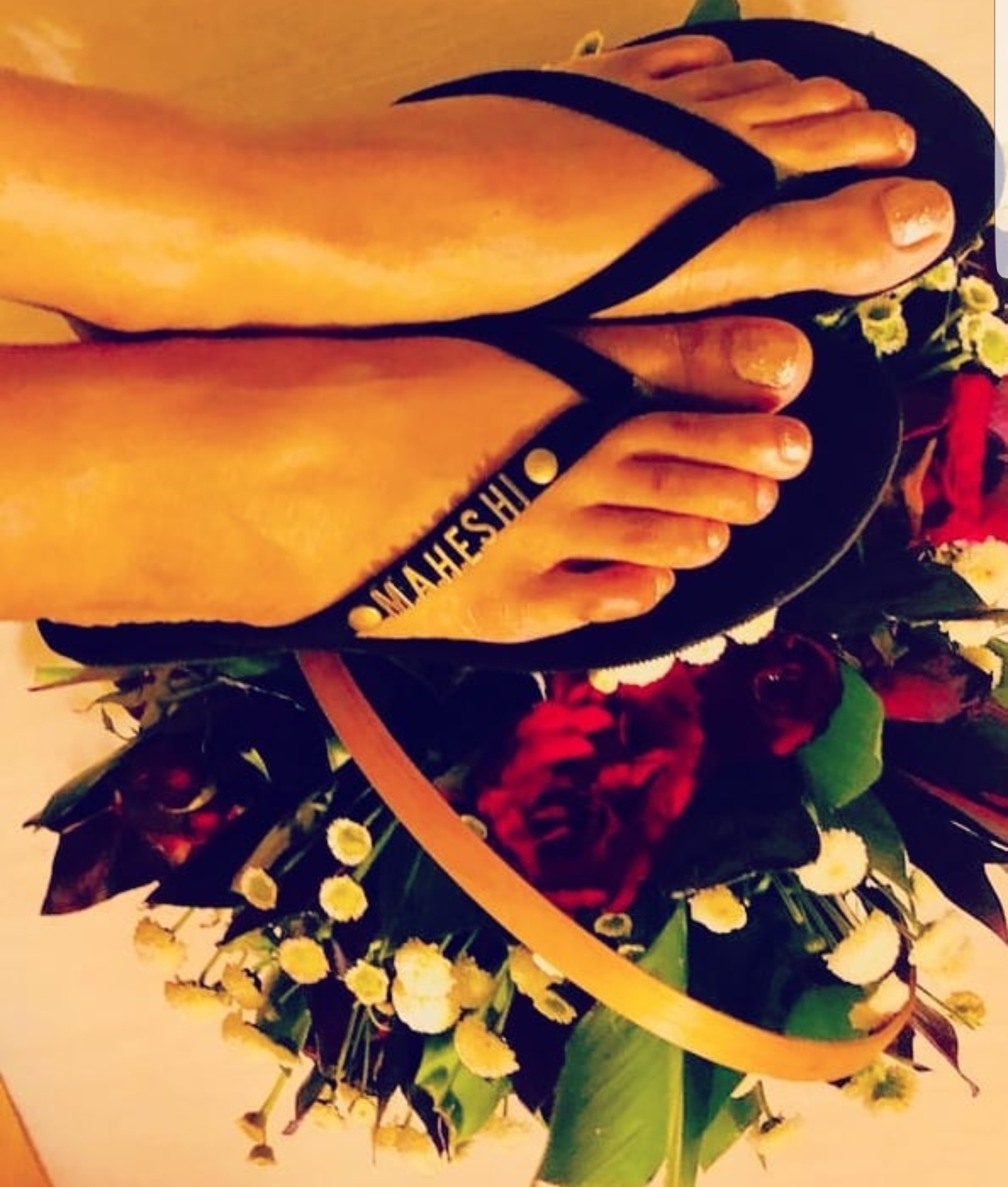 Maheshi Madushanka's Feet - I piedi di Maheshi Madushanka - Celebrities ...