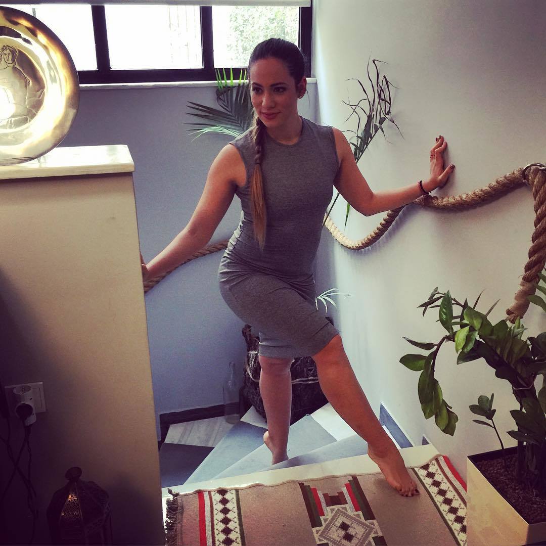 Mandi Persaki - Celebrity photo