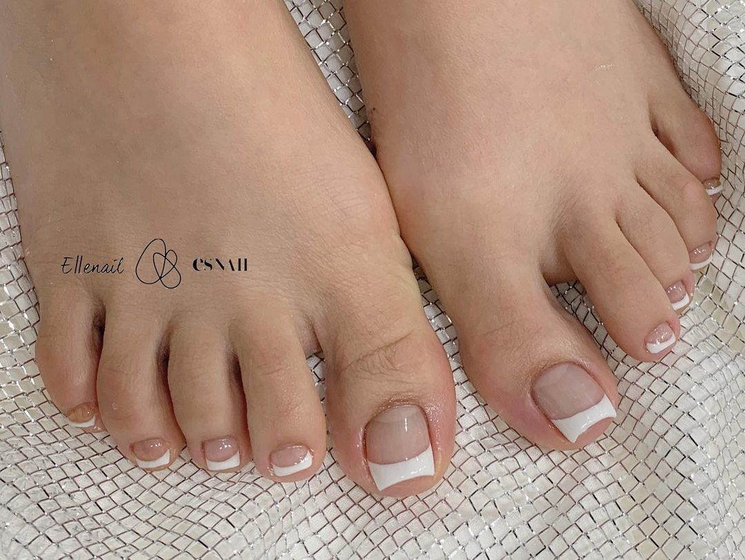 Maria Tanis Feet