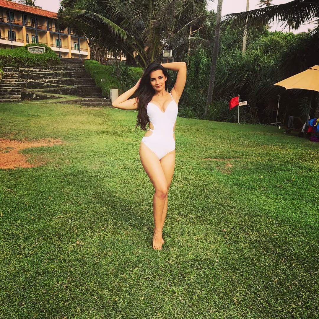 Maria-Yusefovna-Al-Kasas-Feet-3725799.jpg