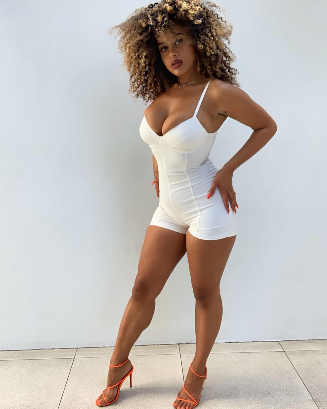 Maryam Iman S Feetsexiezpix Web Porn