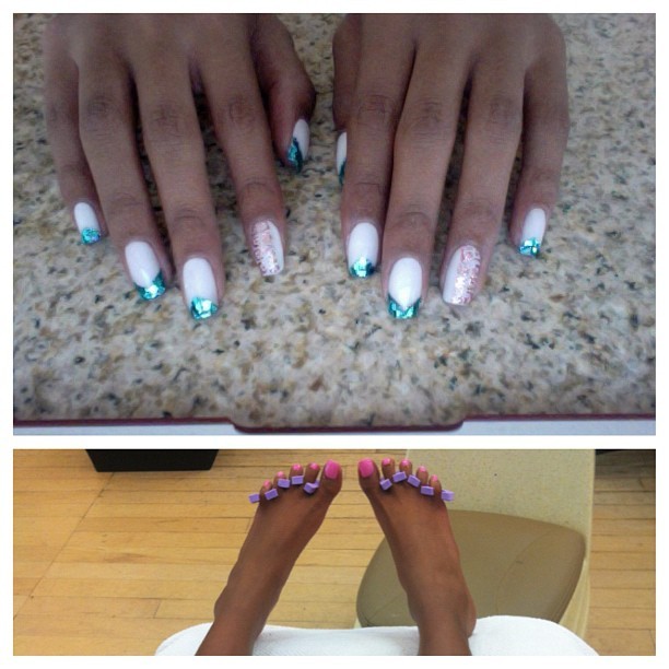Feet of Mercedeh Allen