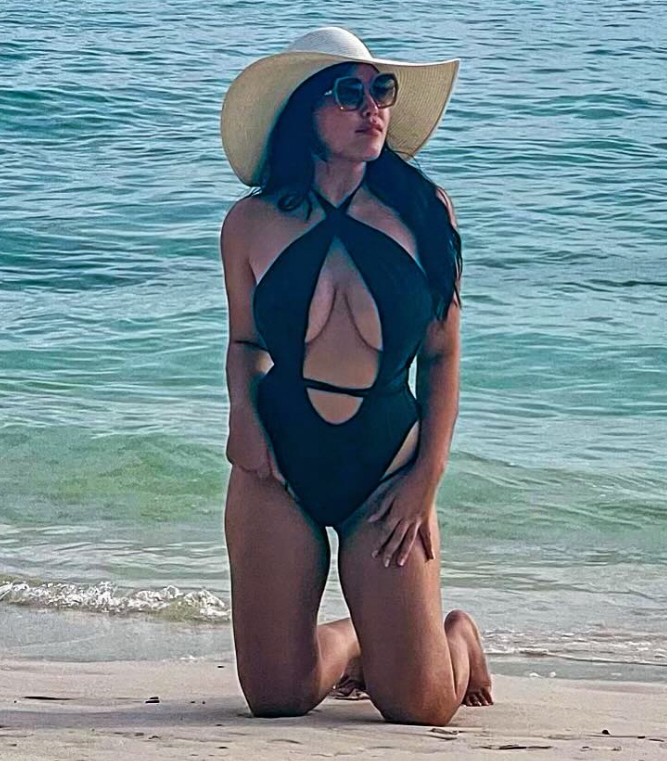 Millen Gal feet photo 783630070 Millen Gal feet photo 783630070 - High quality celebrity feet picture