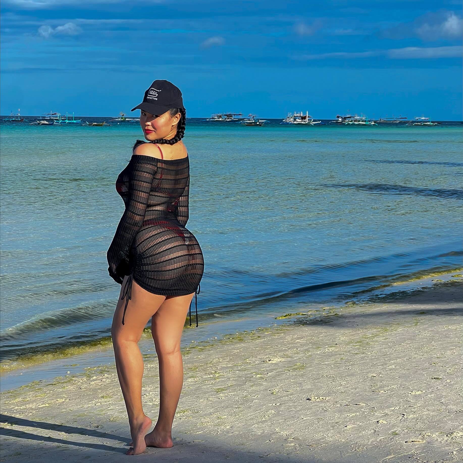 Millen Gal feet photo 789475209 Millen Gal feet photo 789475209 - High quality celebrity feet picture