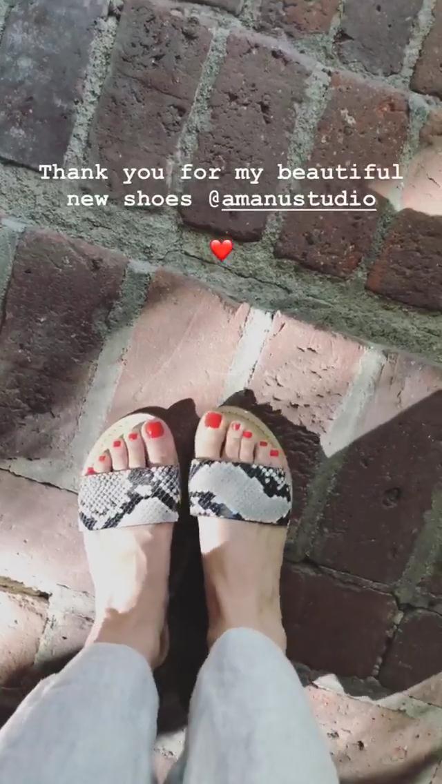 Minka Kellys Feet