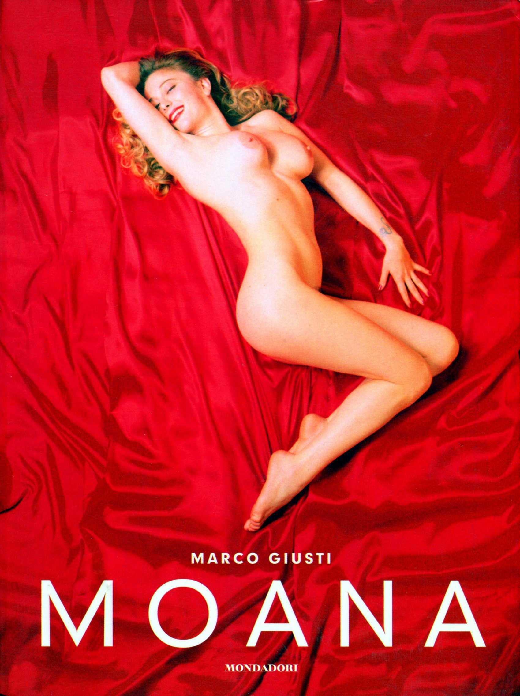 Moana Pozzis Feet << wikiFeet X