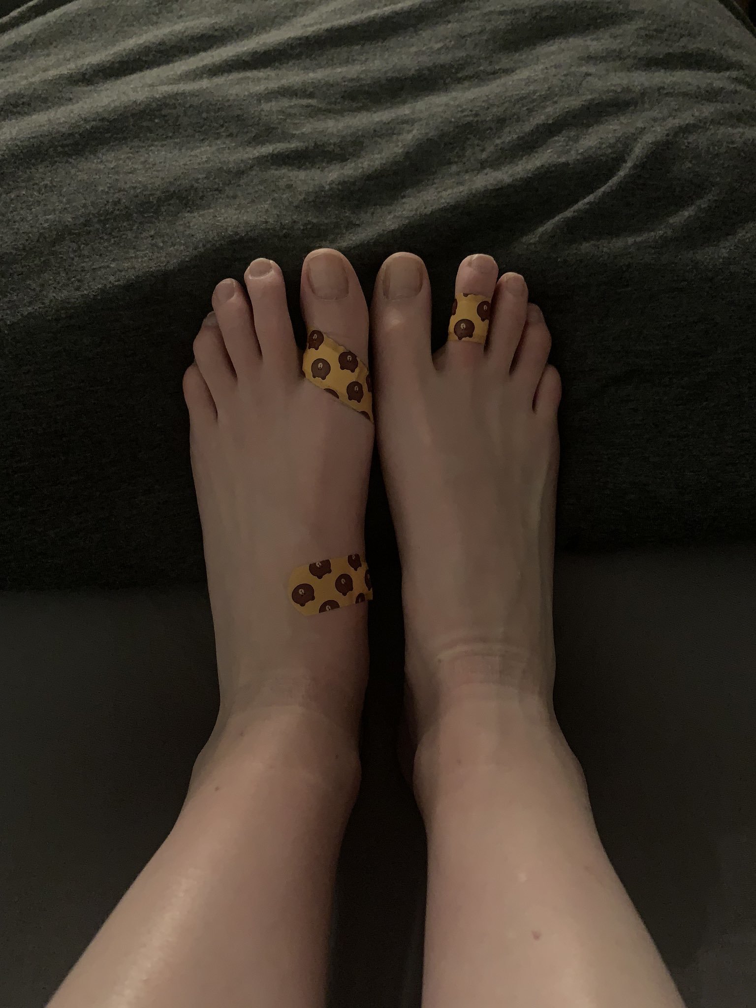 Molly C Quinns Feet 