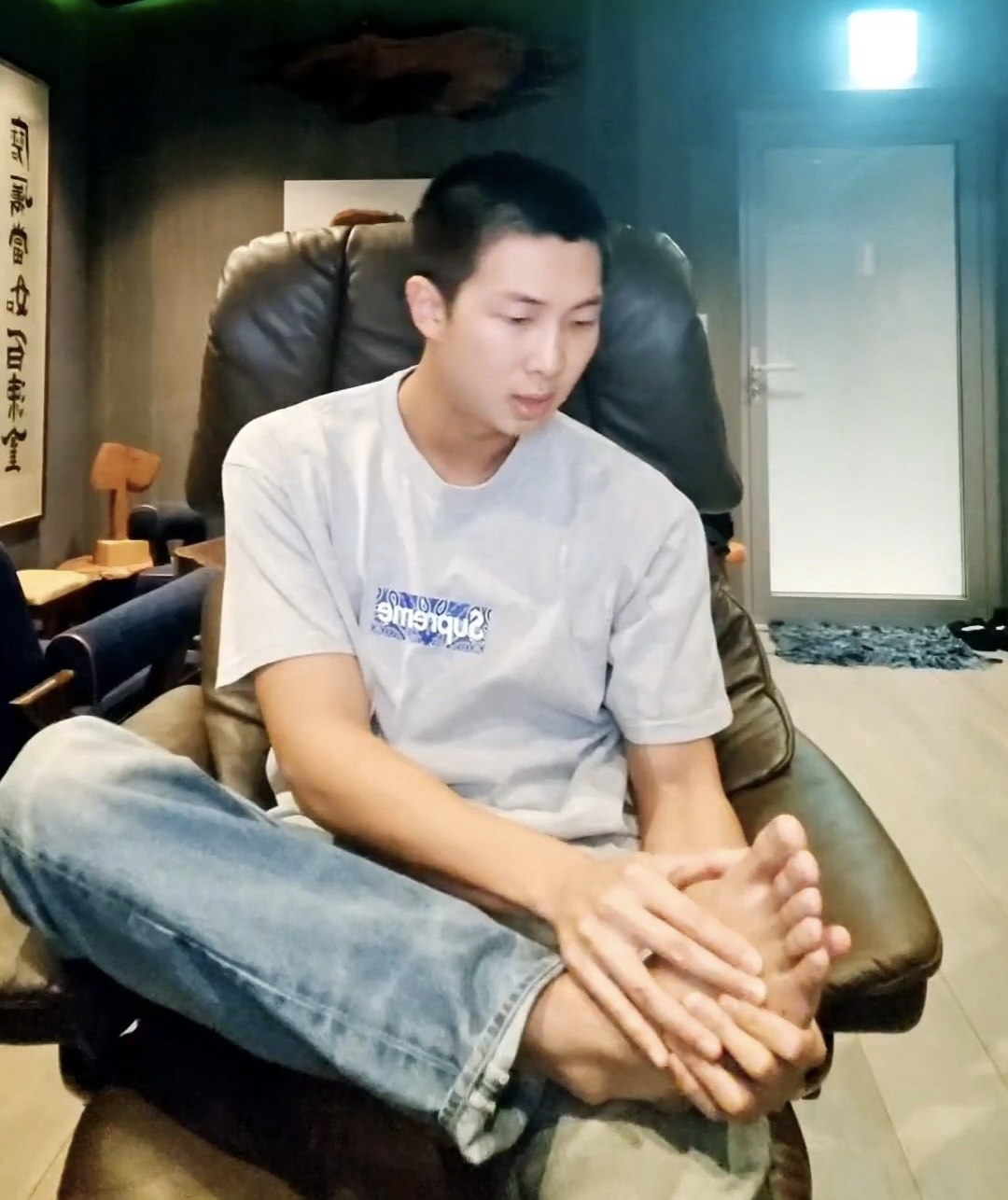 Nam-Joon Kim's Feet << wikiFeet Men