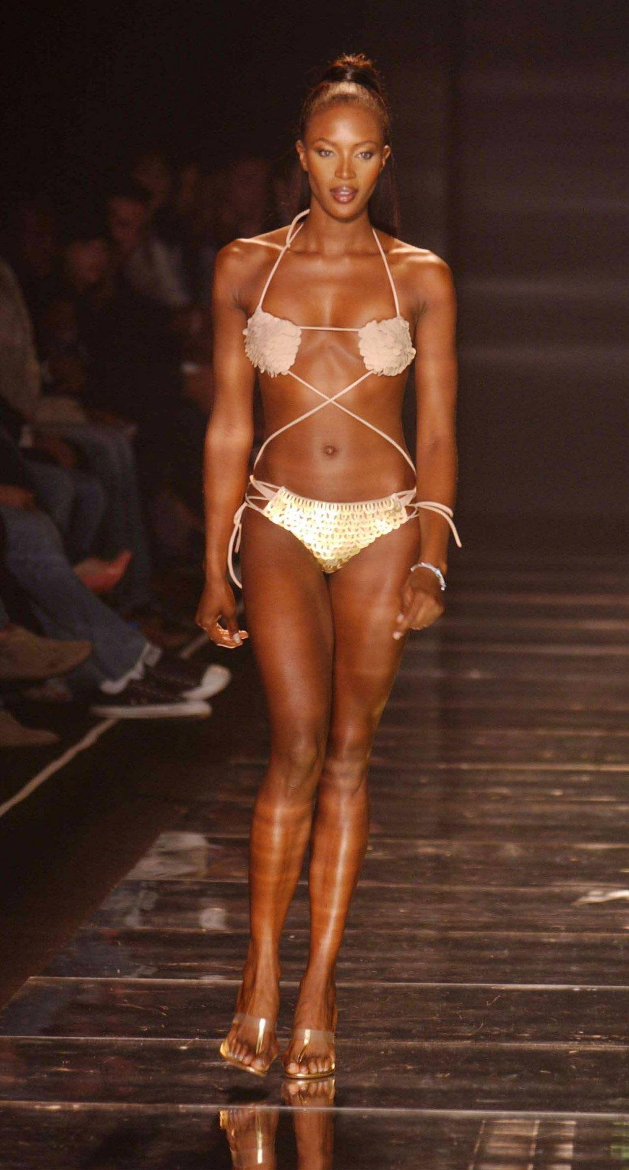 Naomi-Campbell-Feet-336496.jpg