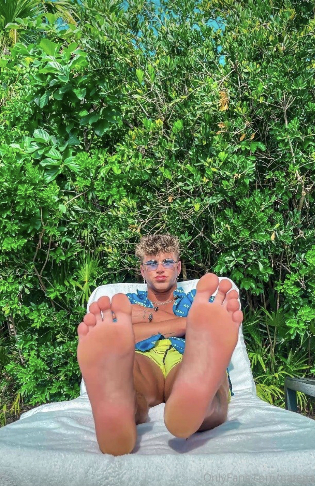 Nate Garner's Feet << wikiFeet Men