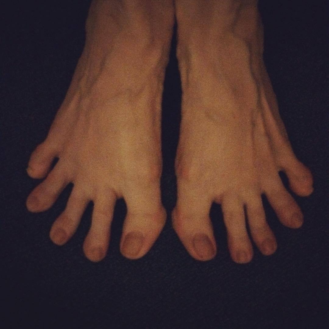 Nathalie cox feet