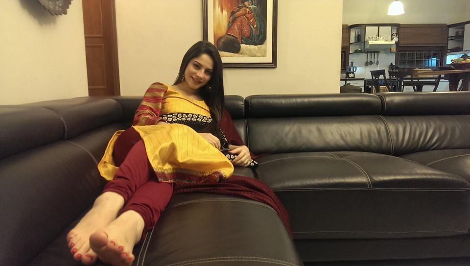 People who liked Neelam Muneer's feet, also liked.