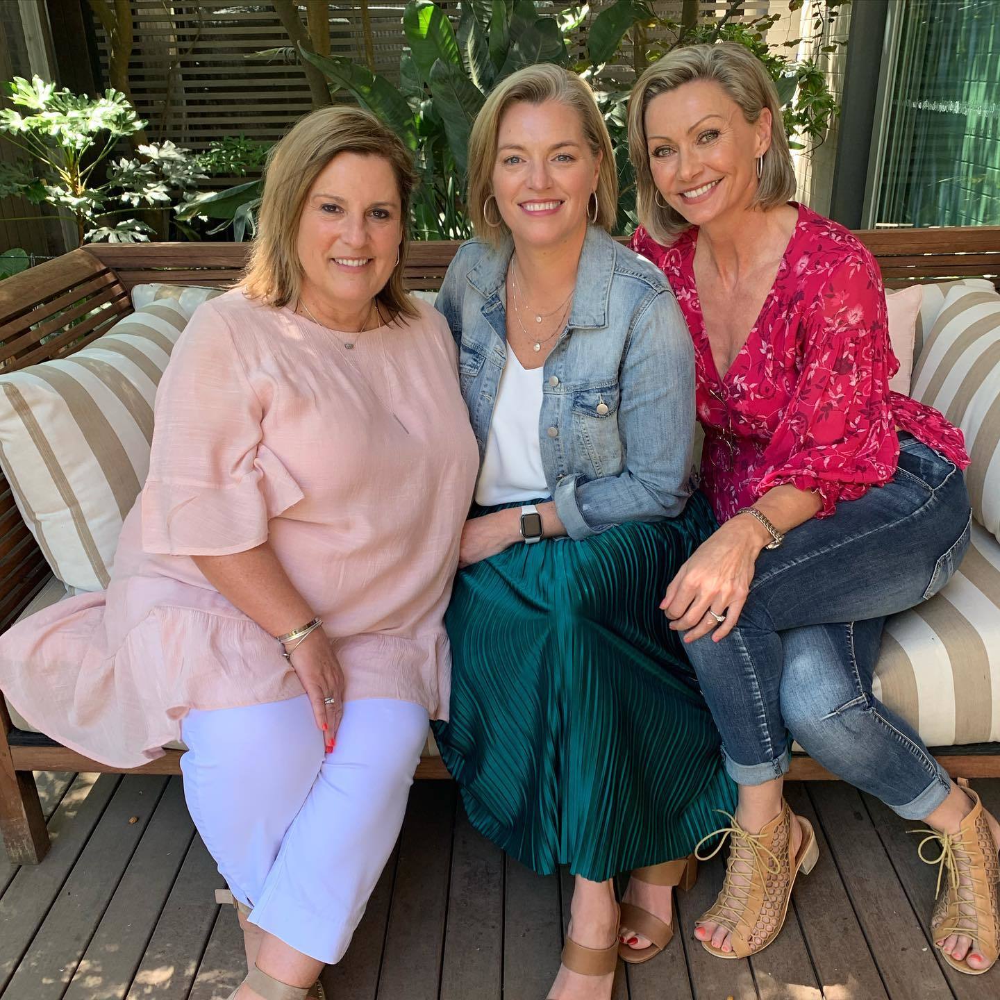 Nicky Buckley's Feet - I piedi di Nicky Buckley - Celebrities Feet 2022 Nicky Buckley's Feet - I piedi di Nicky Buckley - Celebrities Feet 2022