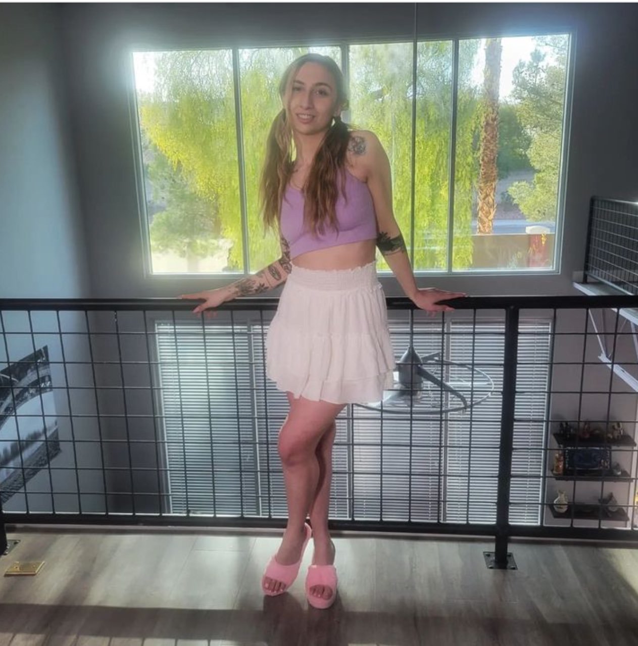 Nina Nova's feet