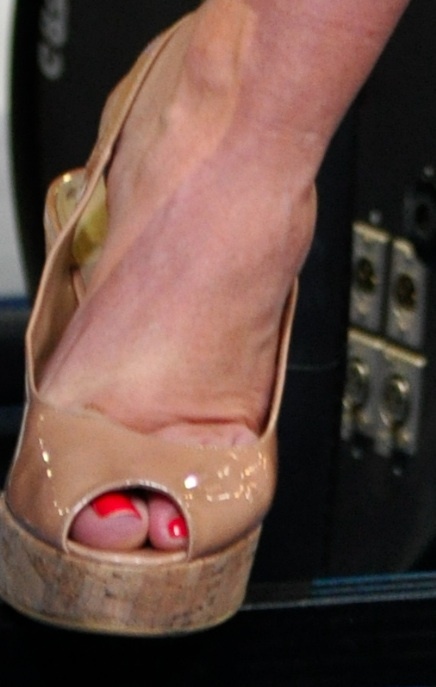 People who liked Norah O'Donnell's feet, also liked.