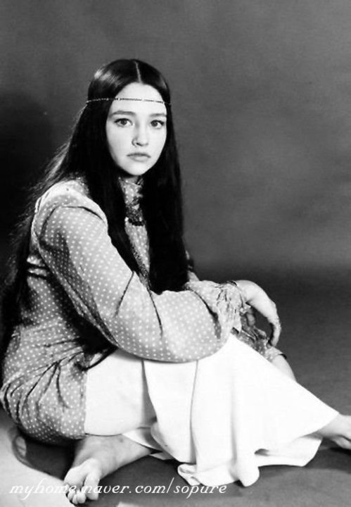 30 Photos Of Olivia Hussey Irama Gallery