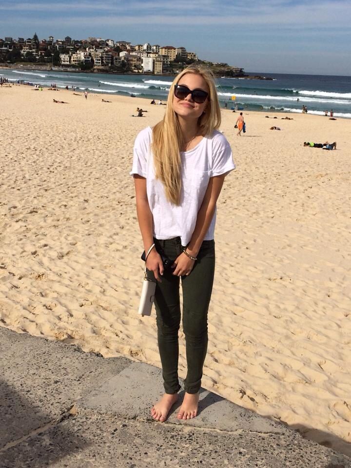 Olivia Holt - Celebrity photo