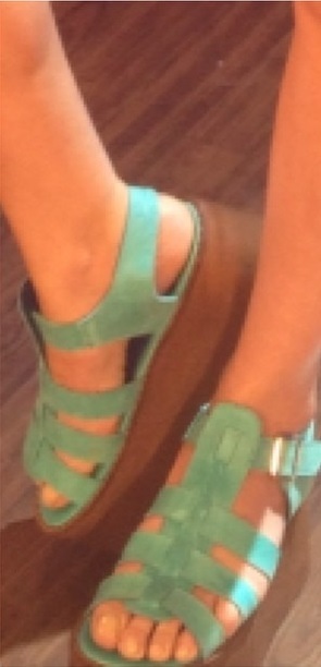 Feet of Paula Varela