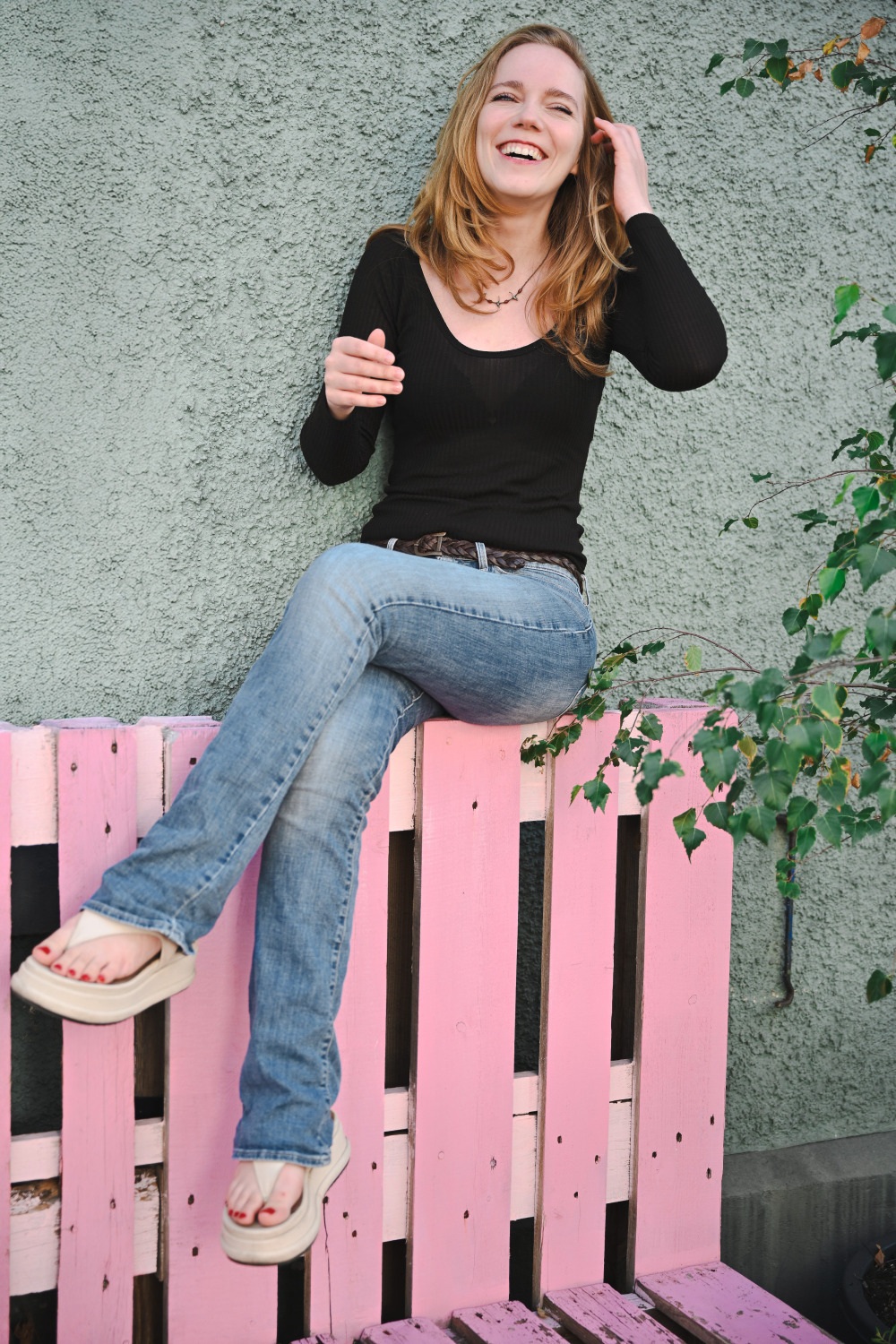 Feet of Paulina Morisse