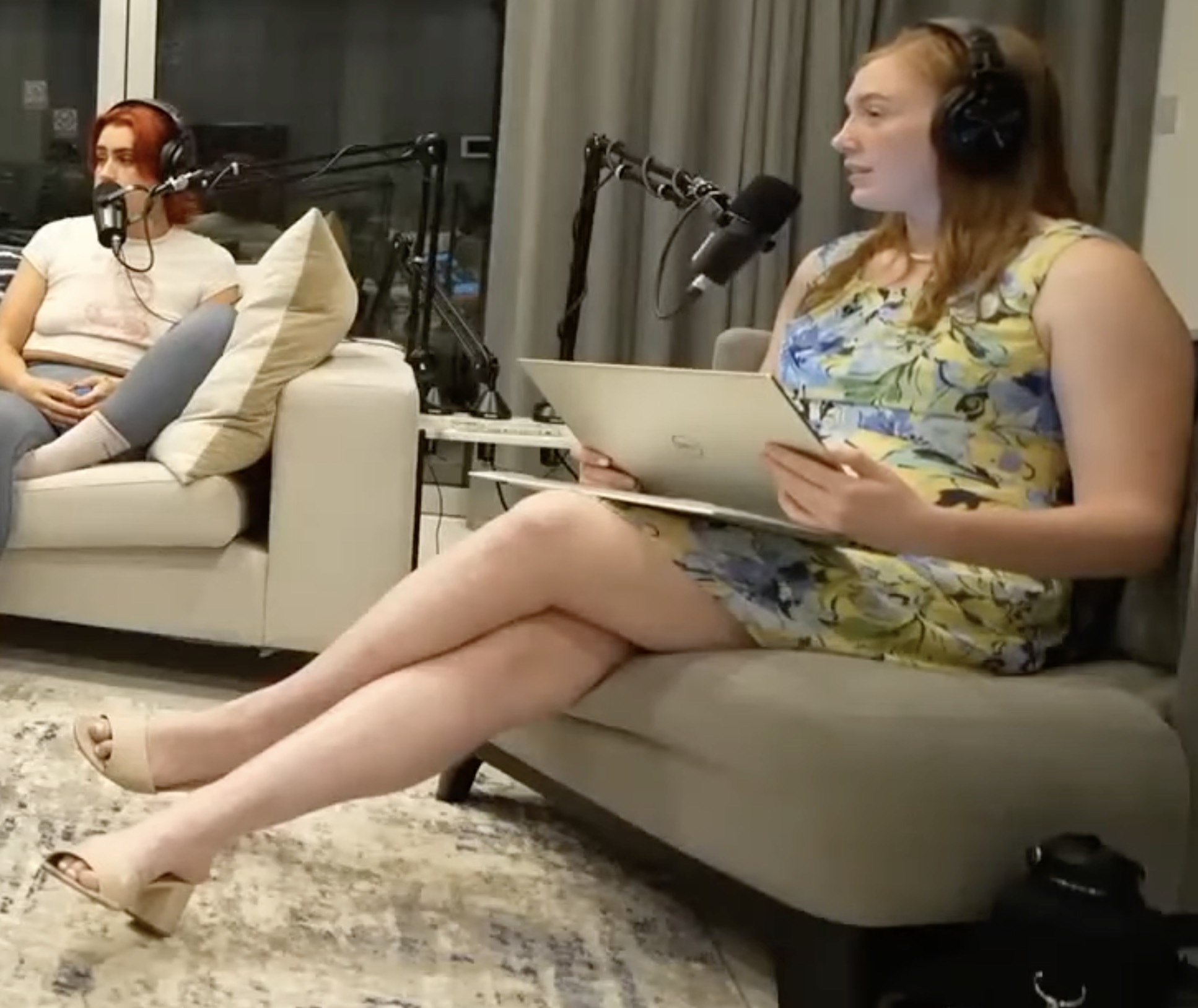 The Secret Life Of Pearl Davis Revealed! - 0mgdfwx