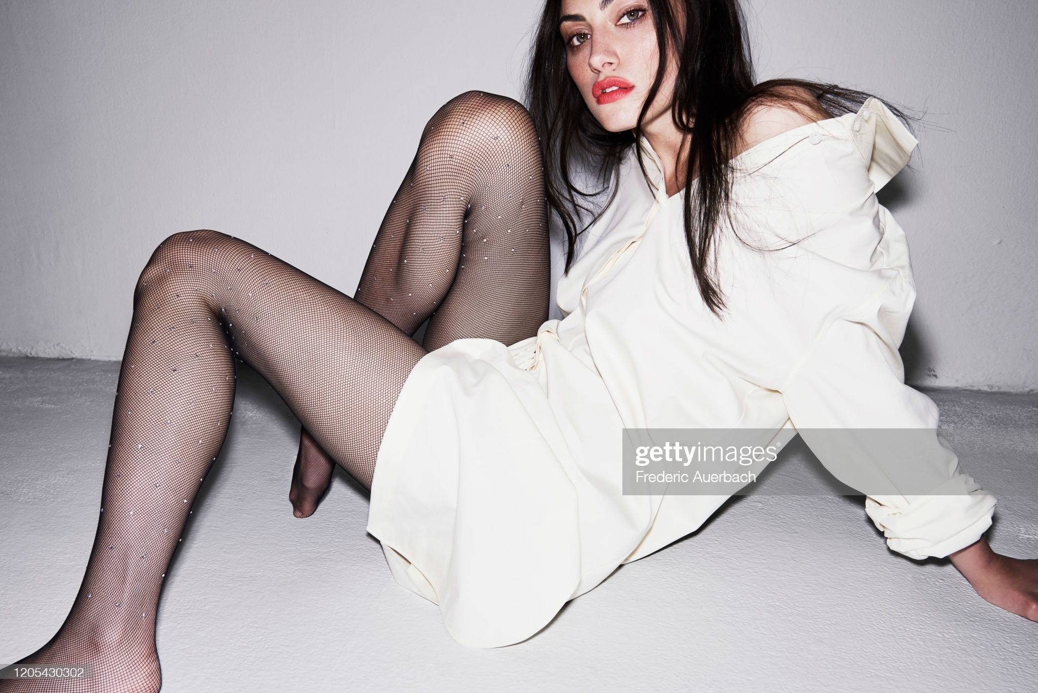 Phoebe Tonkin S Feet Wikifeet