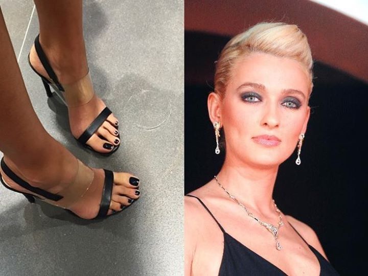 Feet of Pinar Tezcan