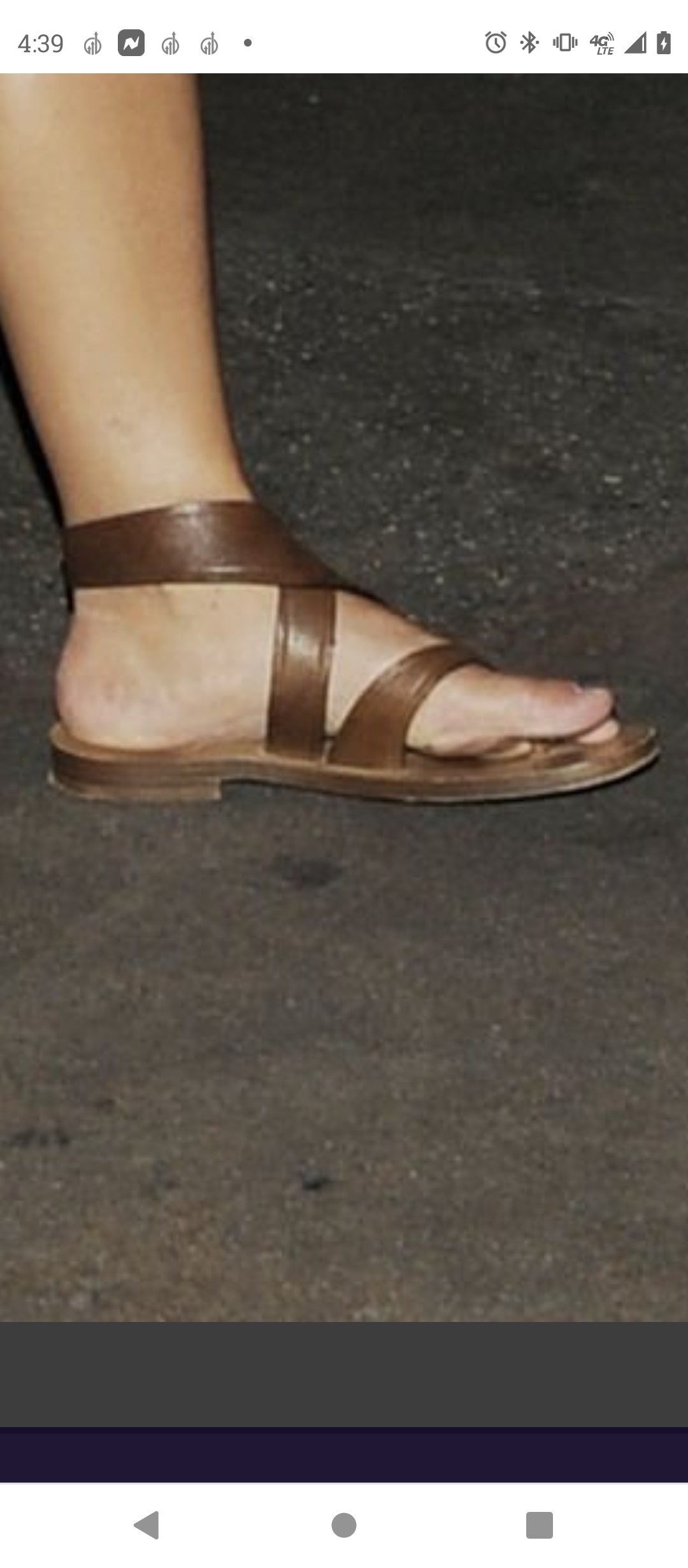 Browsing celebs << wikiFeet