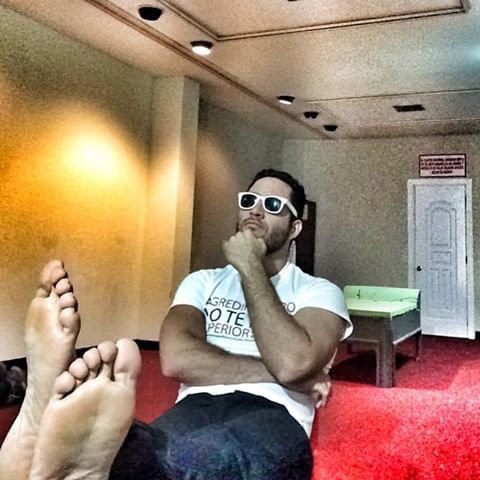 Juan Pablo Gamboa's Feet << wikiFeet Men