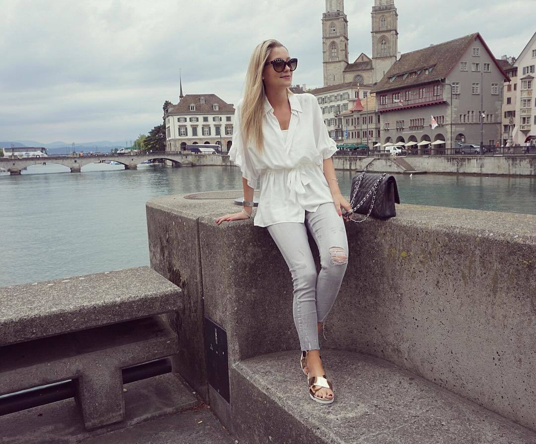 Ramona Elsener's Feet I piedi di Ramona Elsener Celebrities Feet 2022