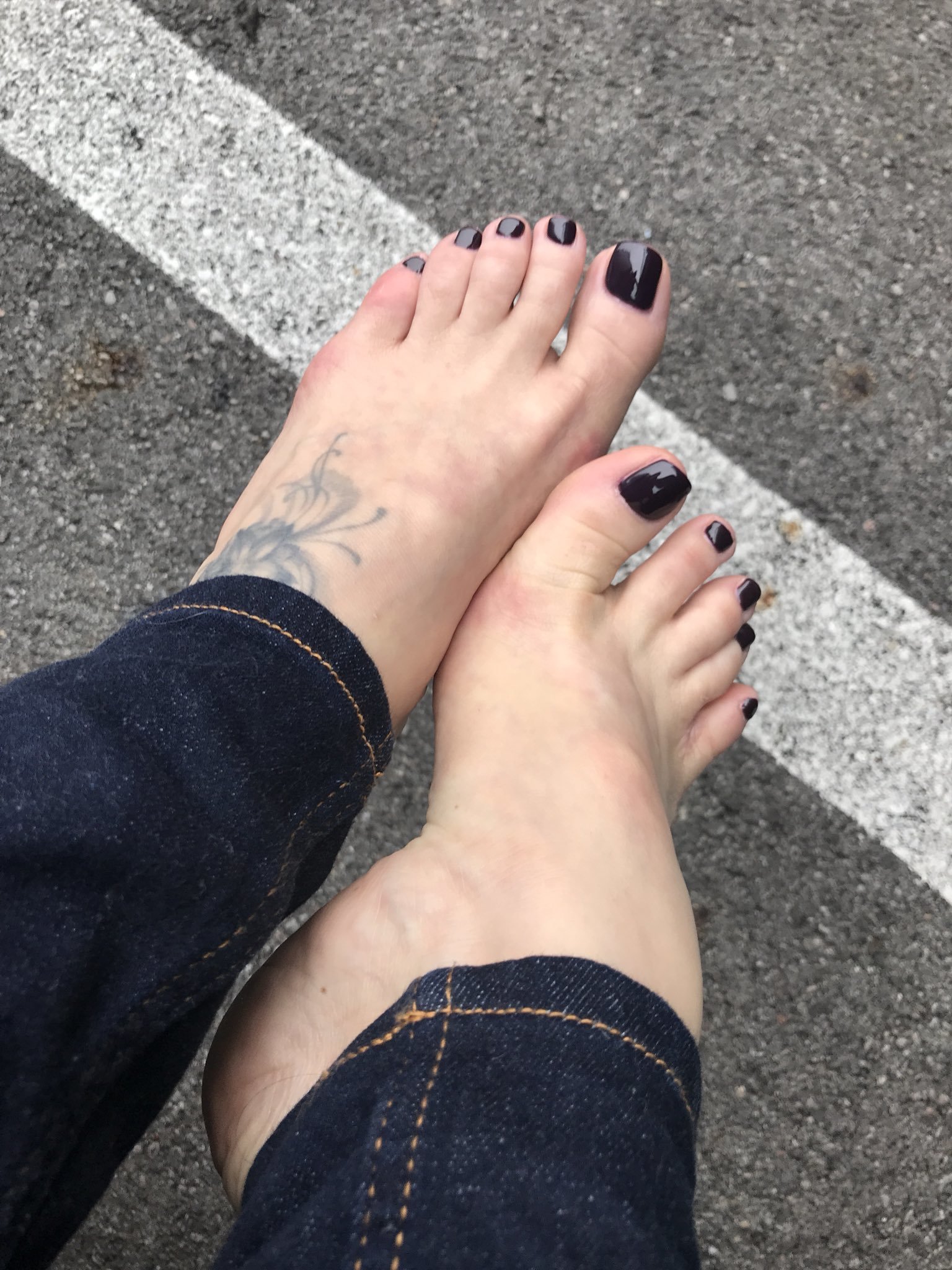 Raven Eve's Feet - I piedi di Raven Eve - Celebrities Feet - Hot 2024