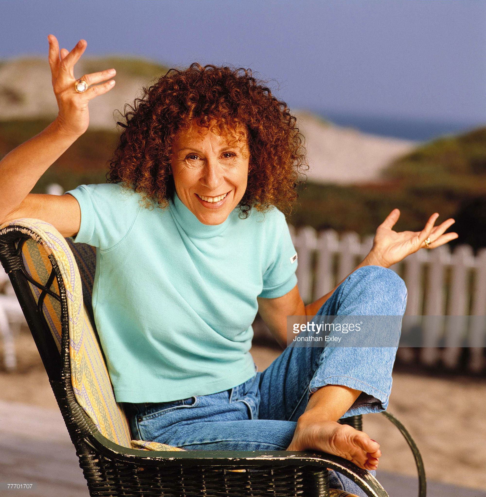 Rhea Perlman's Feet - I piedi di Rhea Perlman - Celebrities Feet 2025