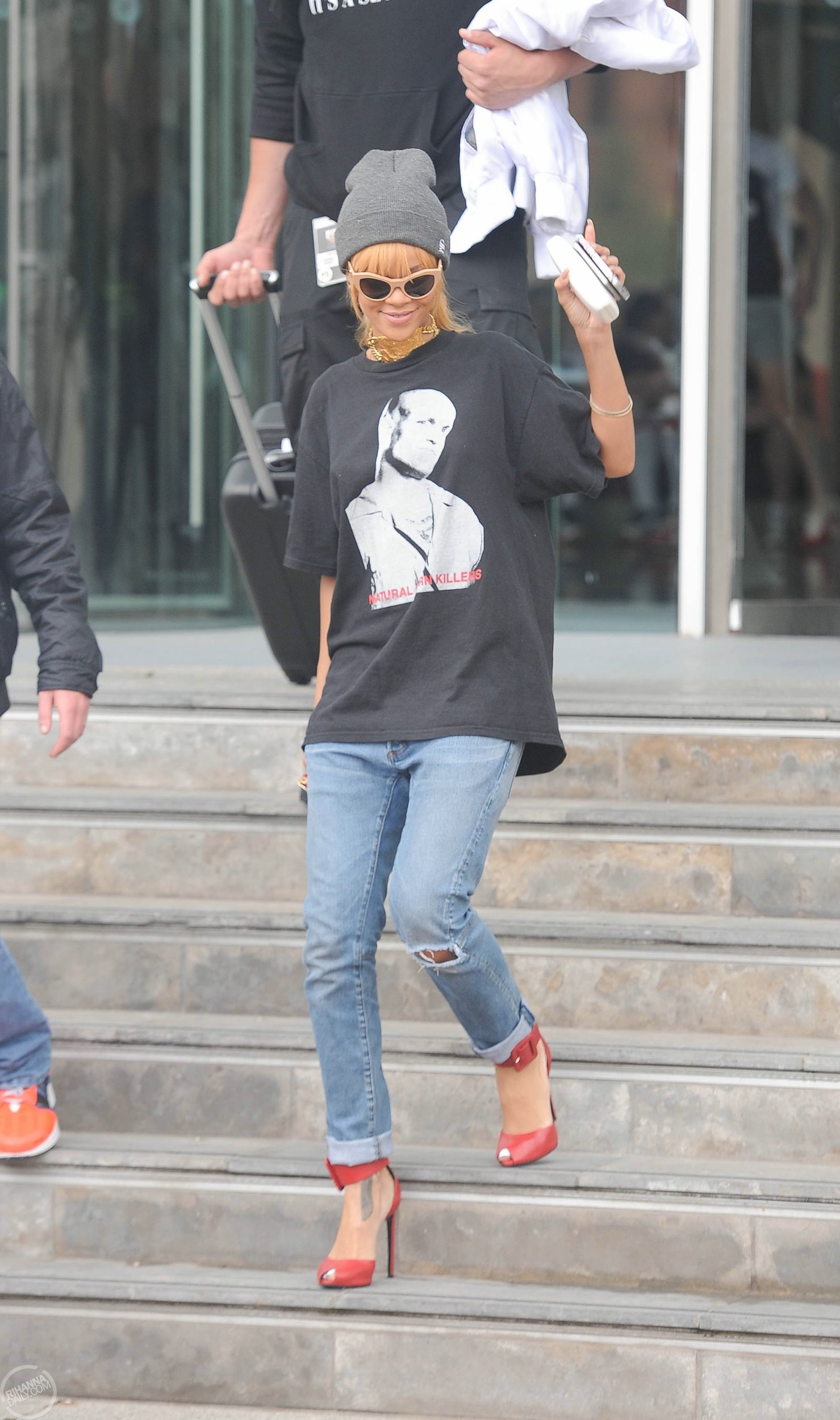 Rihanna's Feet - I piedi di Rihanna - Celebrities Feet 2023