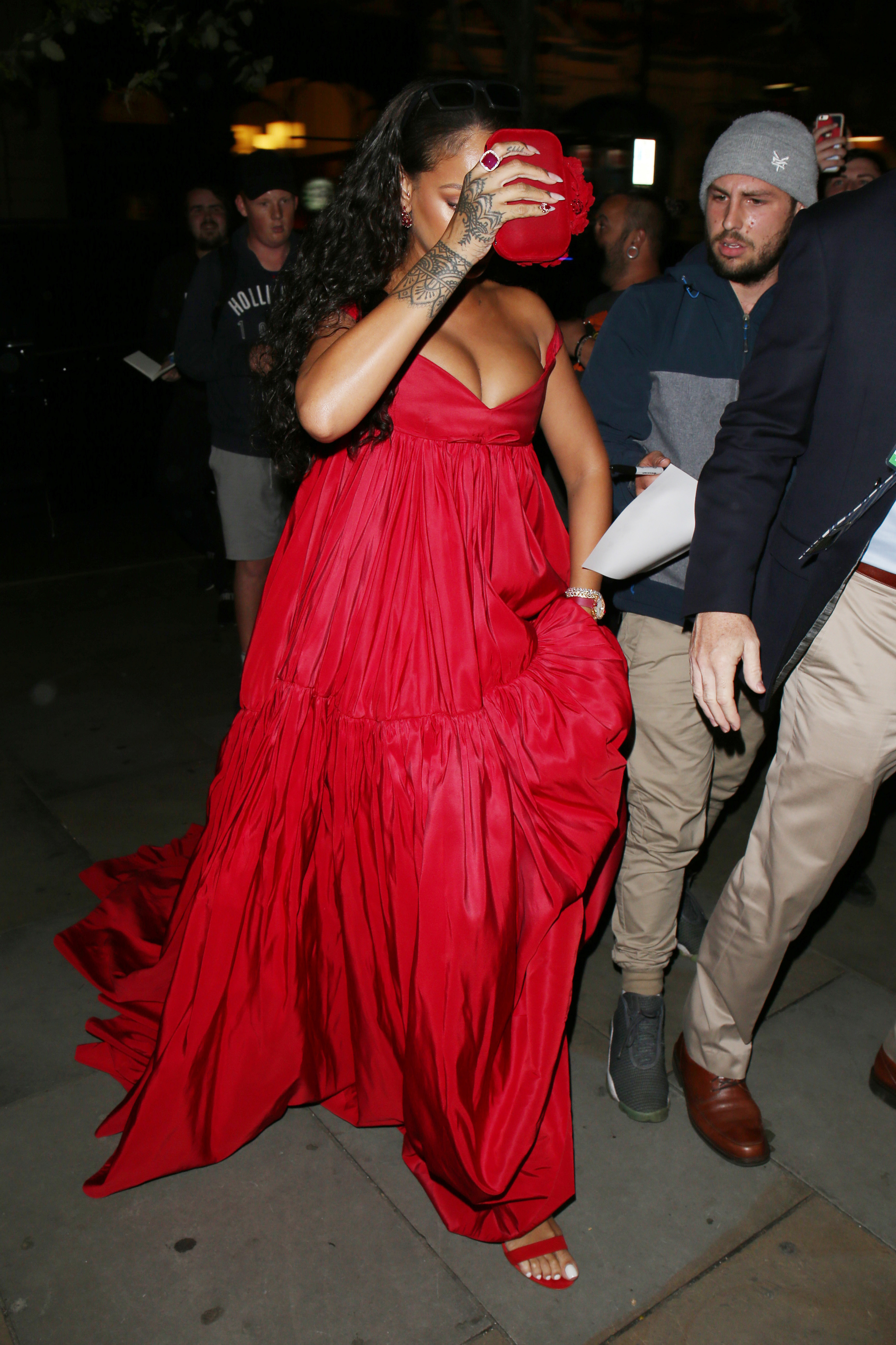 Rihanna feet photo 192976352 Rihanna feet photo 192976352 - High quality celebrity feet picture