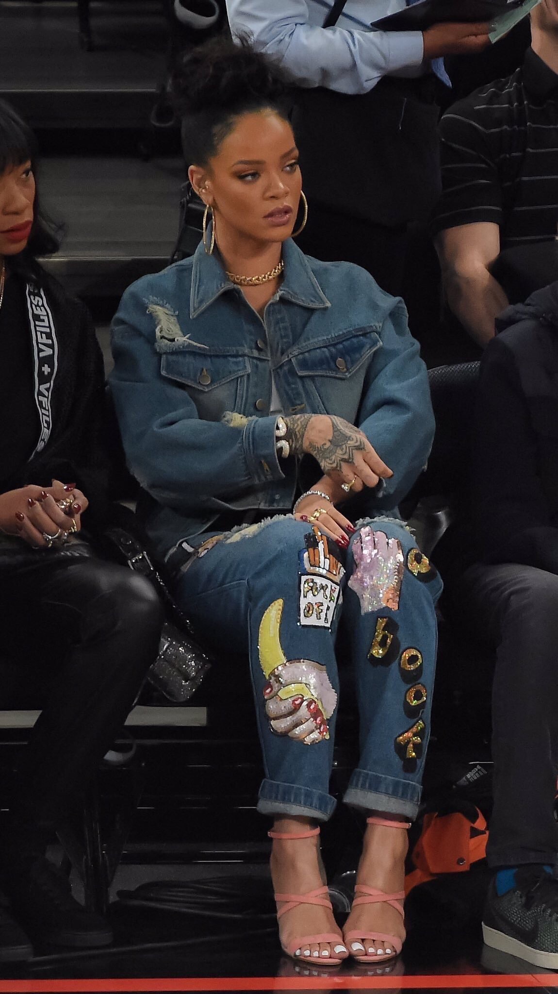 Rihanna feet photo 192976377 Rihanna feet photo 192976377 - High quality celebrity feet picture