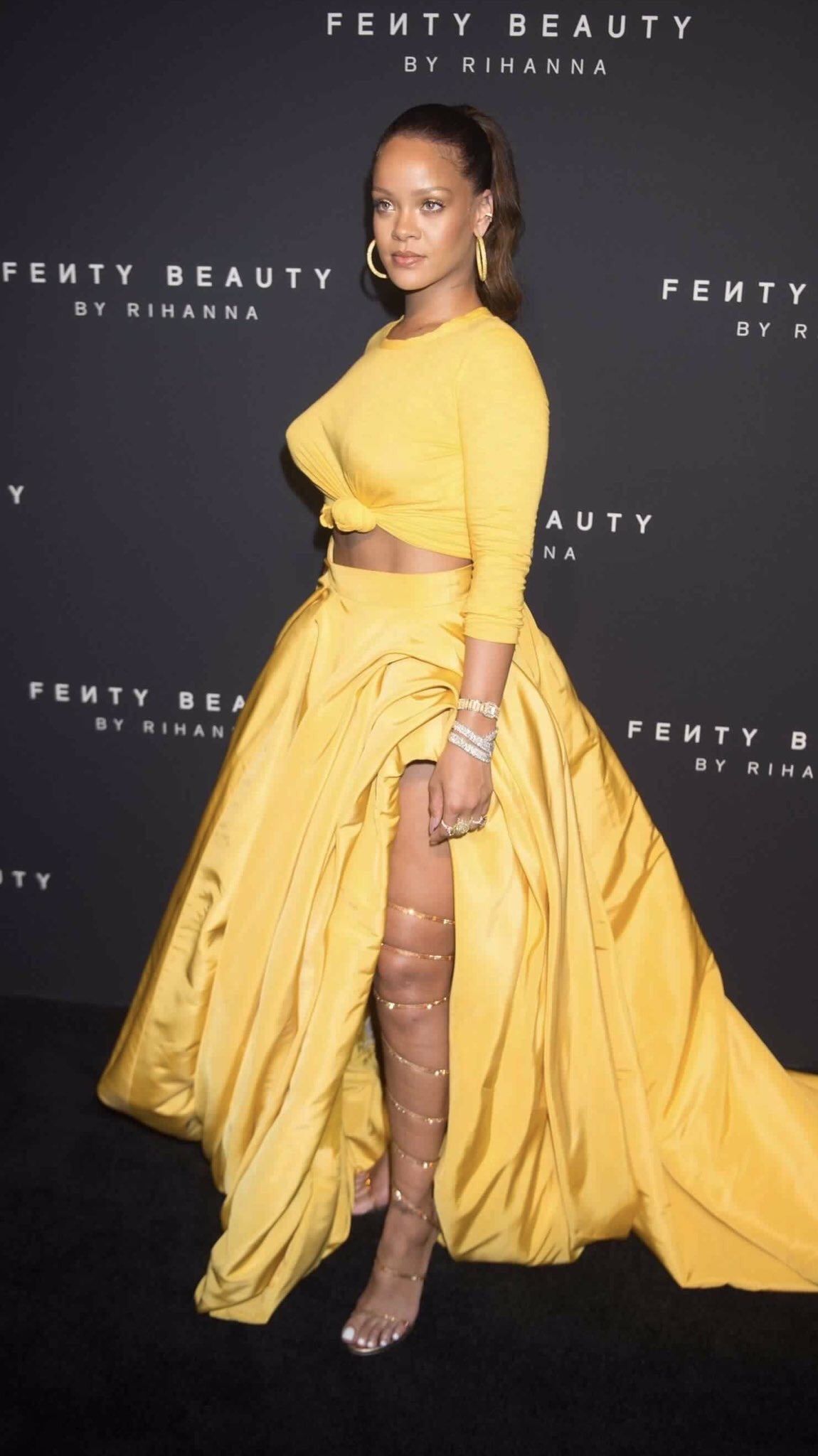 Rihanna feet photo 192976392 Rihanna feet photo 192976392 - High quality celebrity feet picture