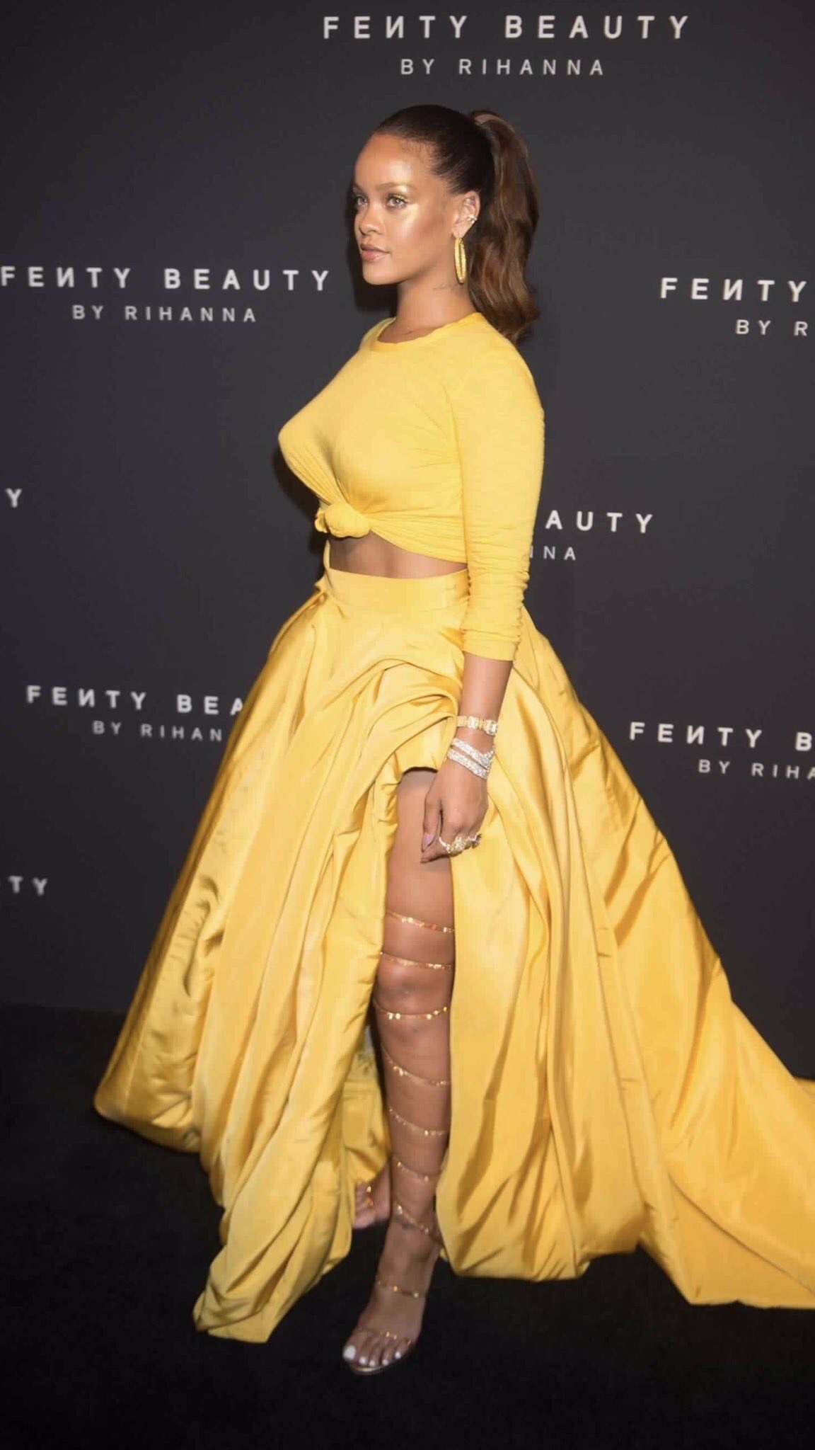 Rihanna feet photo 192976393 Rihanna feet photo 192976393 - High quality celebrity feet picture