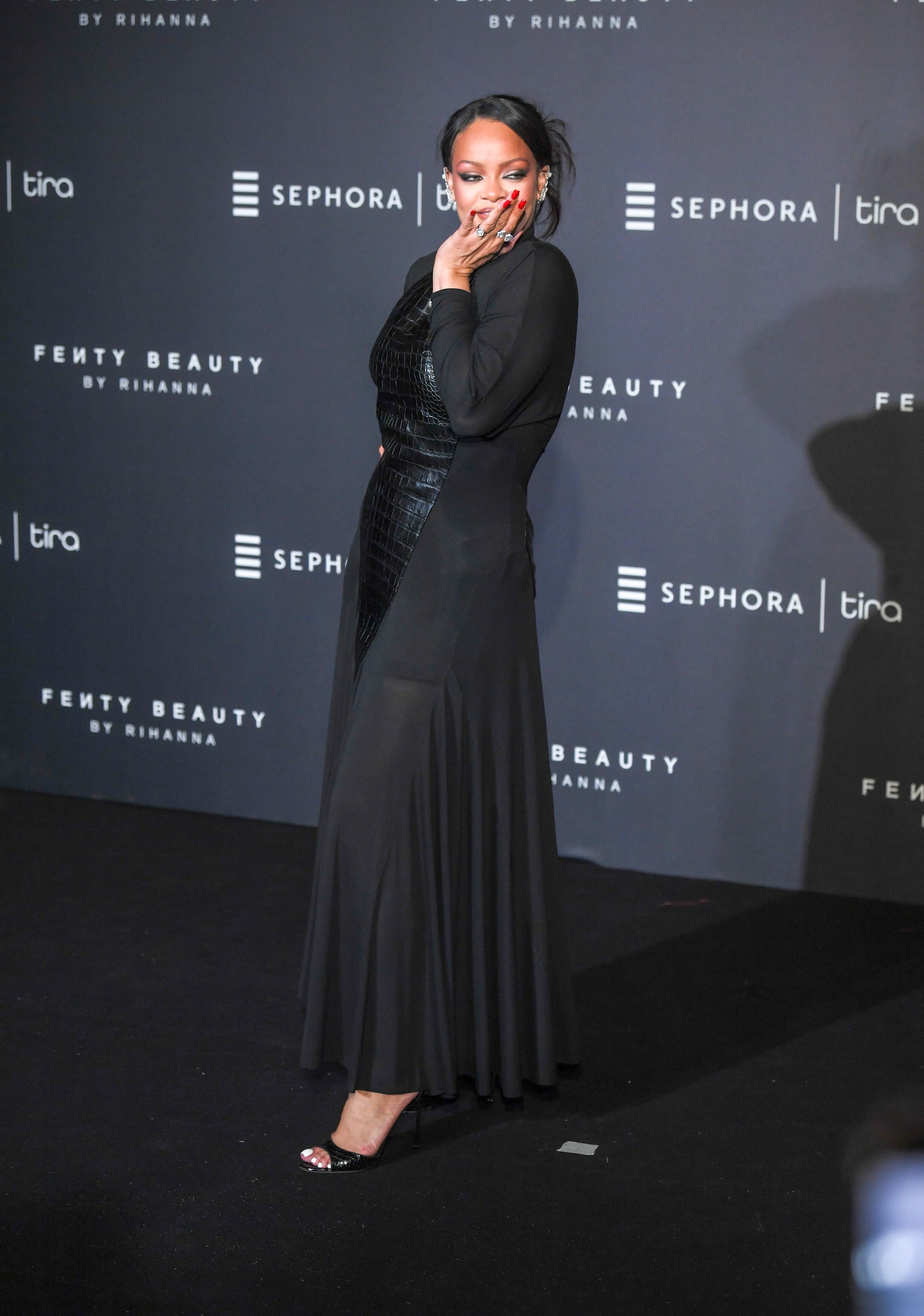 Rihanna feet photo 12