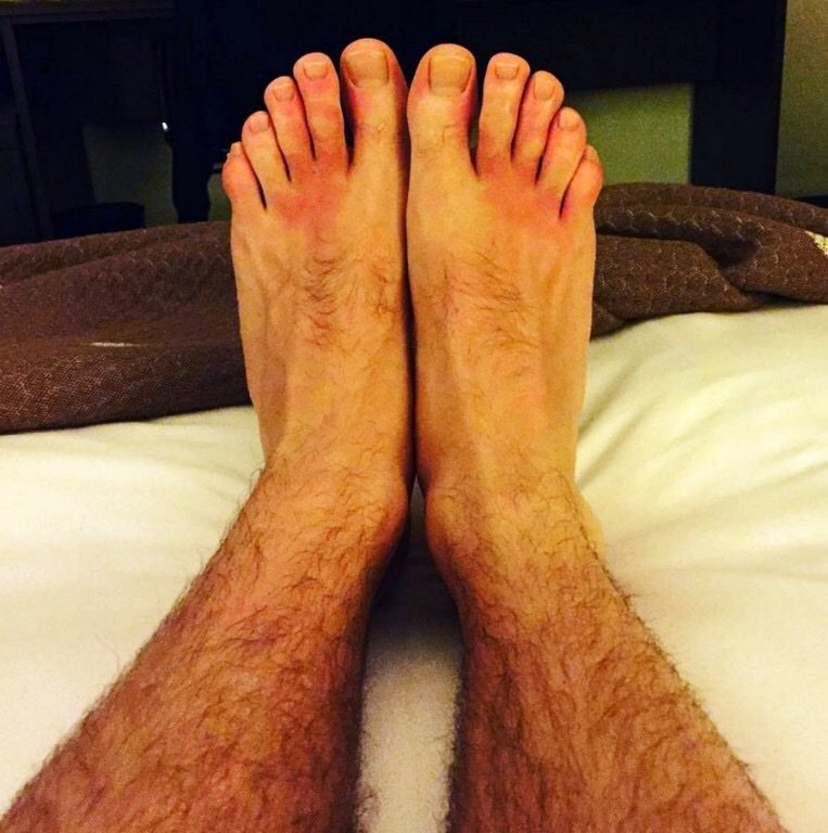Ross has slightly better feet. 