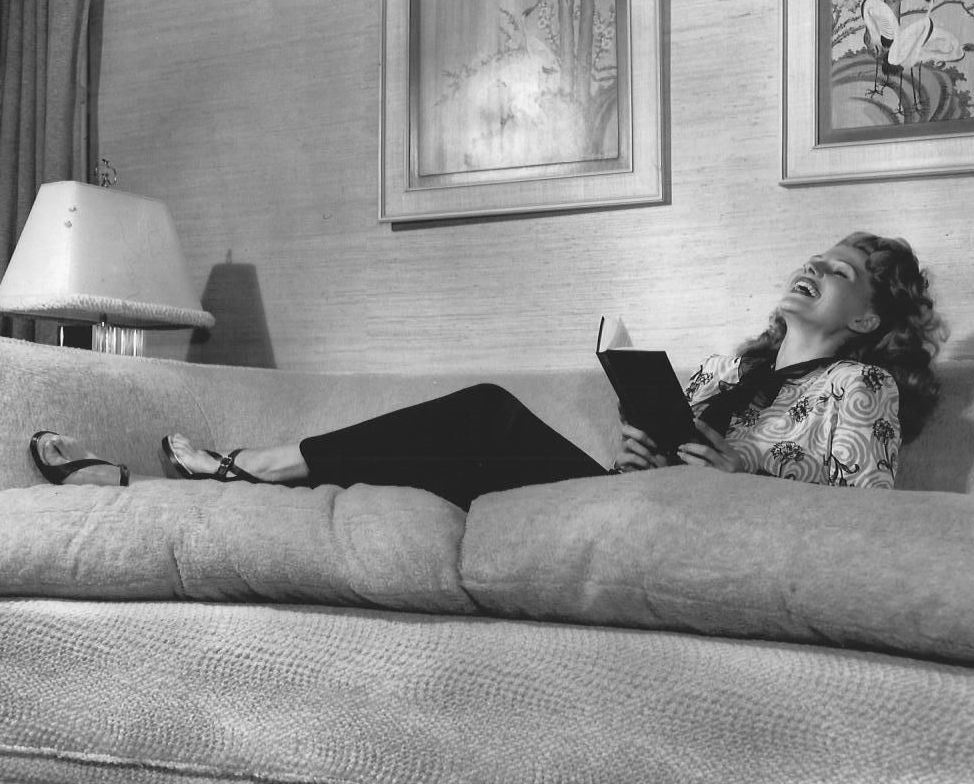 Rita Hayworth - Celebrity photo
