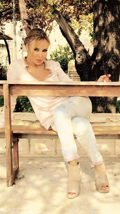 Feet of Rola Sa'd