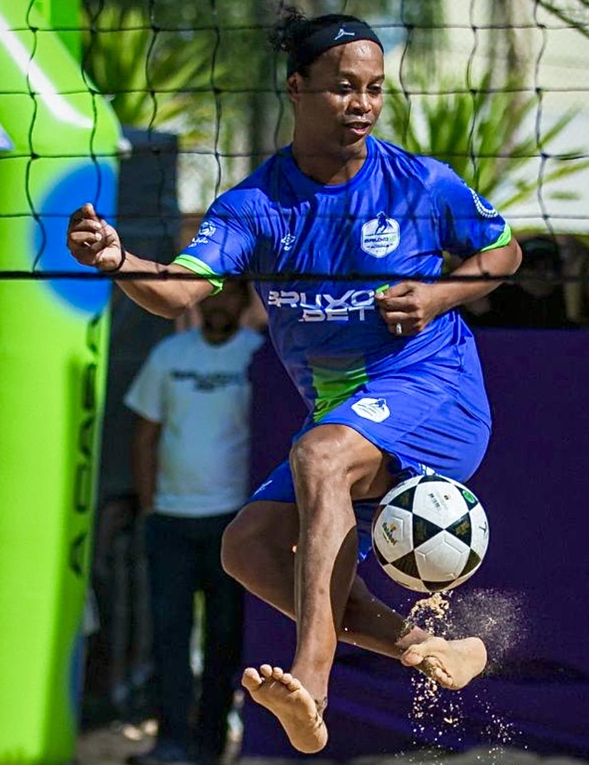 Ronaldinho Gaúcho added a new photo. - Ronaldinho Gaúcho