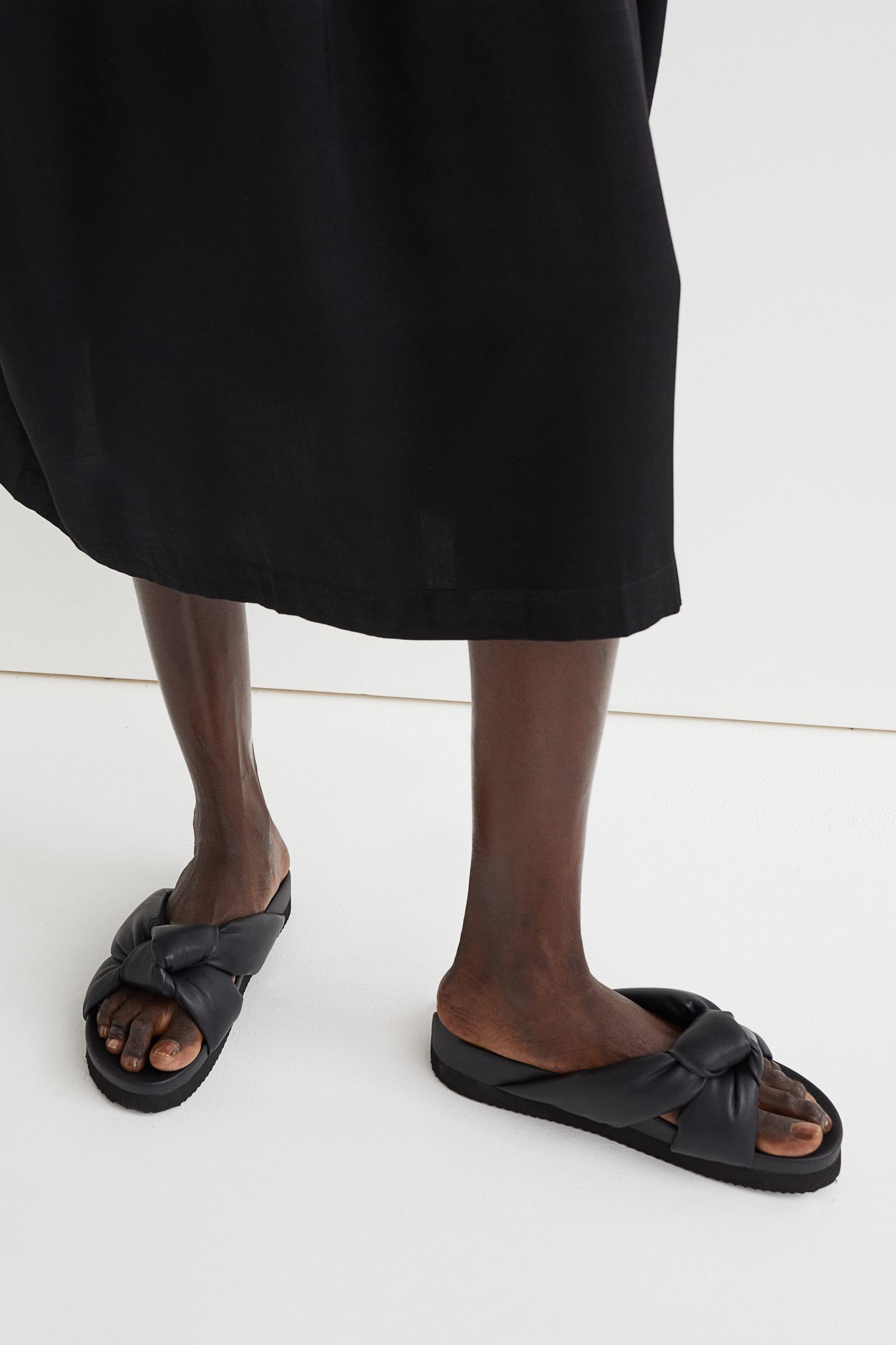 Rouguy Faye's Feet - I piedi di Rouguy Faye - Celebrities Feet 2023