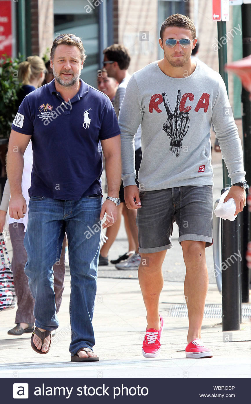 Russell crowe and his son tennyson hi-res stock photography and images -  Alamy